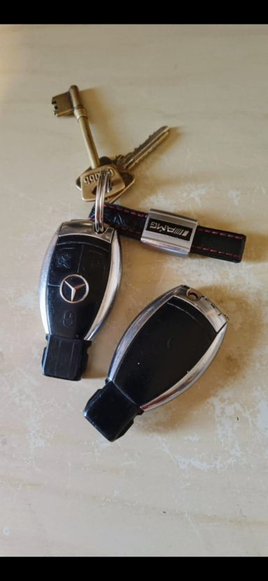 mercedes key